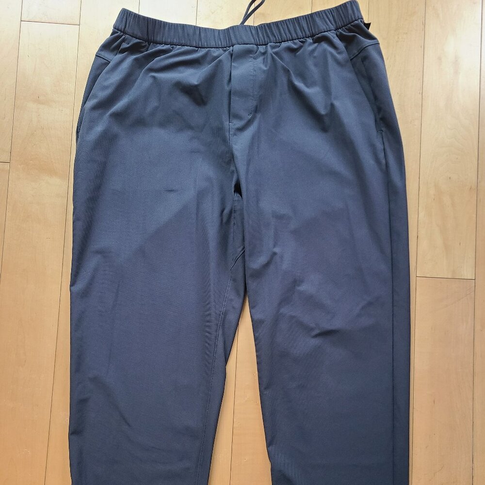 Lululemon Men's ABC Pull-On Pants